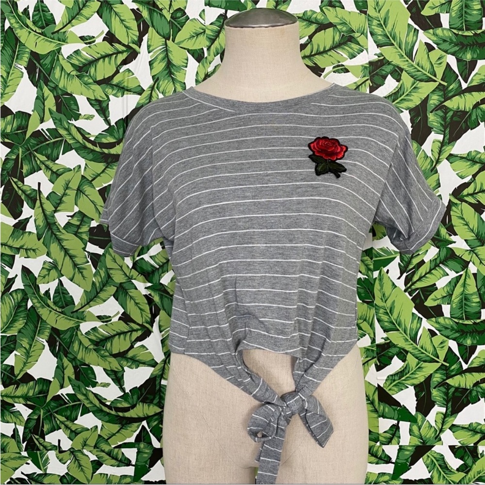 Embroidered Tie Front Crop Tee 645